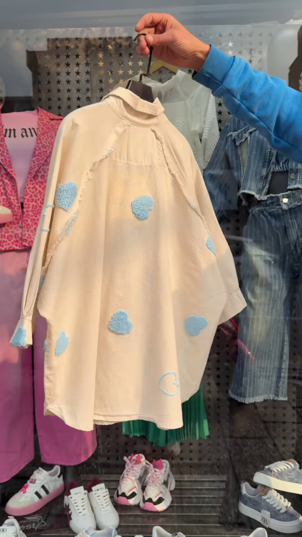 💖 Trendy Oversized Pink Heart Shirt – Now in 5 Colors! 💖 - Image 4