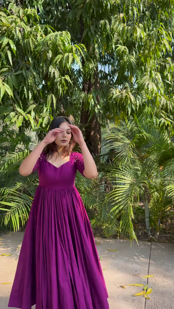 Elegant Wine Purple Midi Dress – A Timeless Statement - Image 4