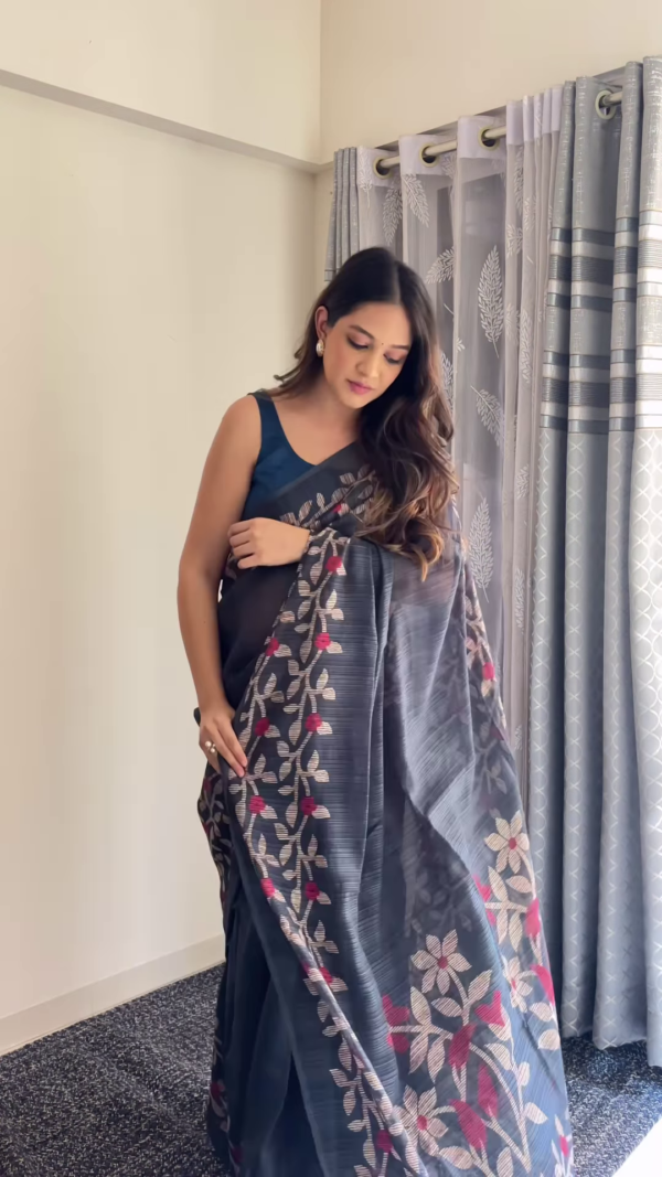 🌿 Tribal Fusion Multicolor Saree – A Timeless Artistic Statement 🌿 - Image 5