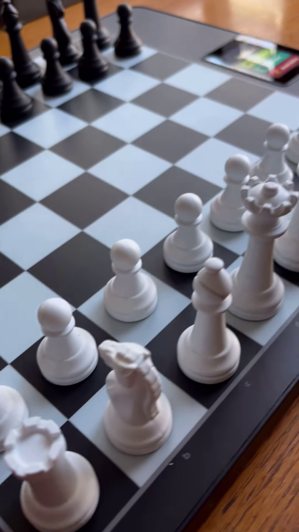 🔲🧠 Smart Chess Masterpiece — The Ultimate Digital Duel Board! 🕹️♟️