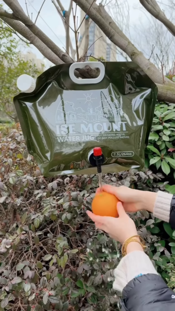 💧Portable Hydration: Foldable Outdoor Water Jug (7.5L)💧 - Image 3