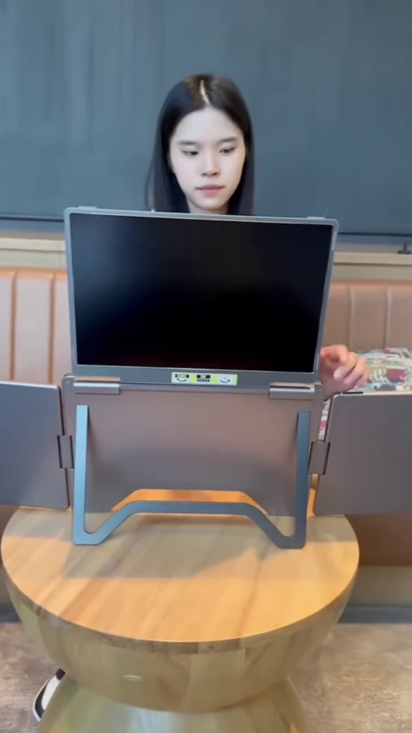 💻 3-Screen Laptop Extender – Ultimate Productivity on the Go! 🚀 - Image 2