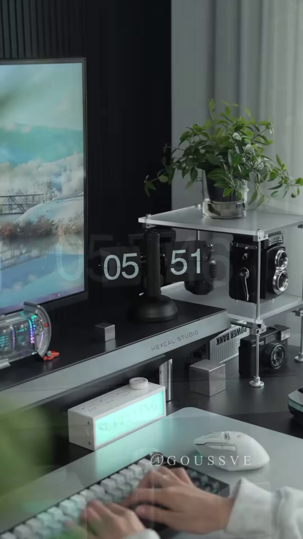 🕰️ Retro Flip Clock – Timeless Aesthetic for Modern Desks - Image 3