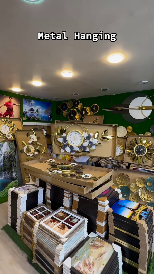 🕰️✨ Elegant Metal Wall Clock Collection – Modern & Floral Designs for Every Home - Image 4