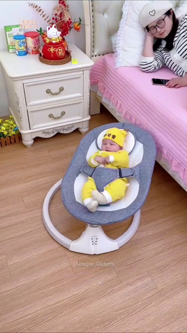 "Premium Automatic Baby Swing Bouncer with Motion Sensor - Ergonomic Infant Rocker for Ultimate Comfort"