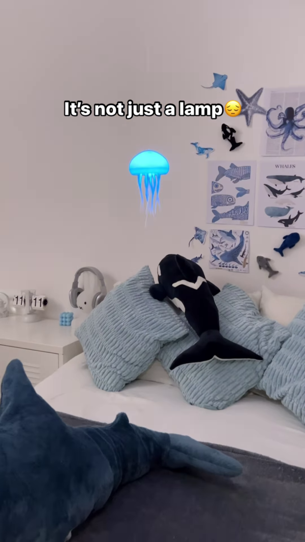 🪼✨ Levitating Jellyfish Night Lamp – The Ocean in Mid-Air - Image 2