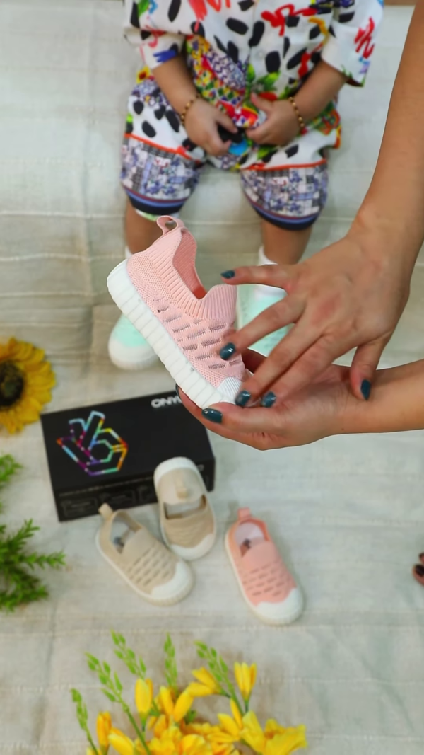 👶💚 Easy-On Baby Knit Sneakers – Soft, Stretchy, and Oh-So-Comfy! - Image 3