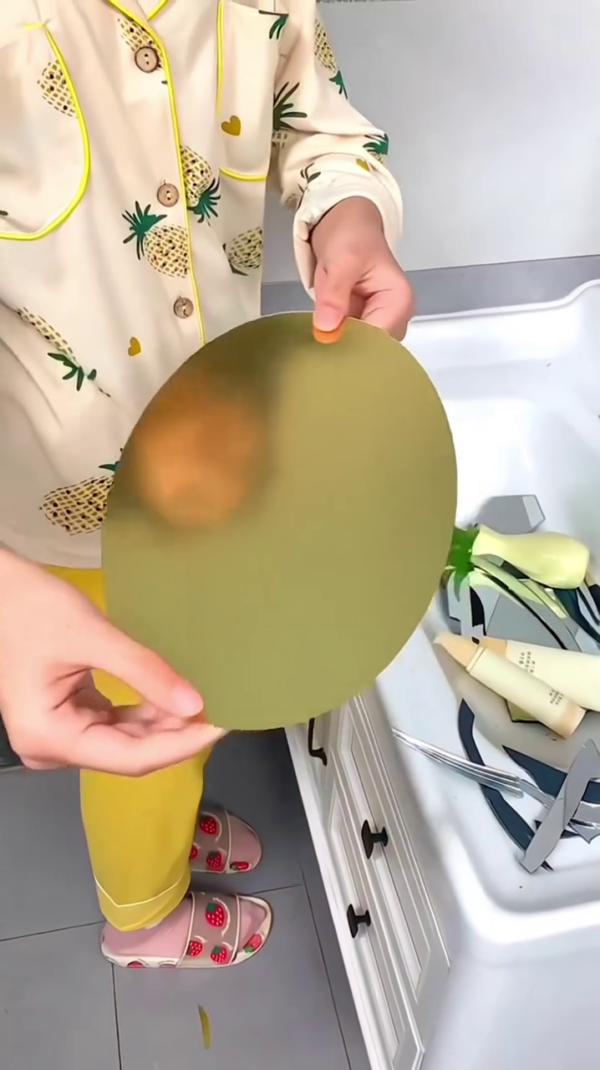 🪞 Peel & Stick Acrylic Mirror Sticker – Sleek, Safe, Stylish! ✨🏡 - Image 3