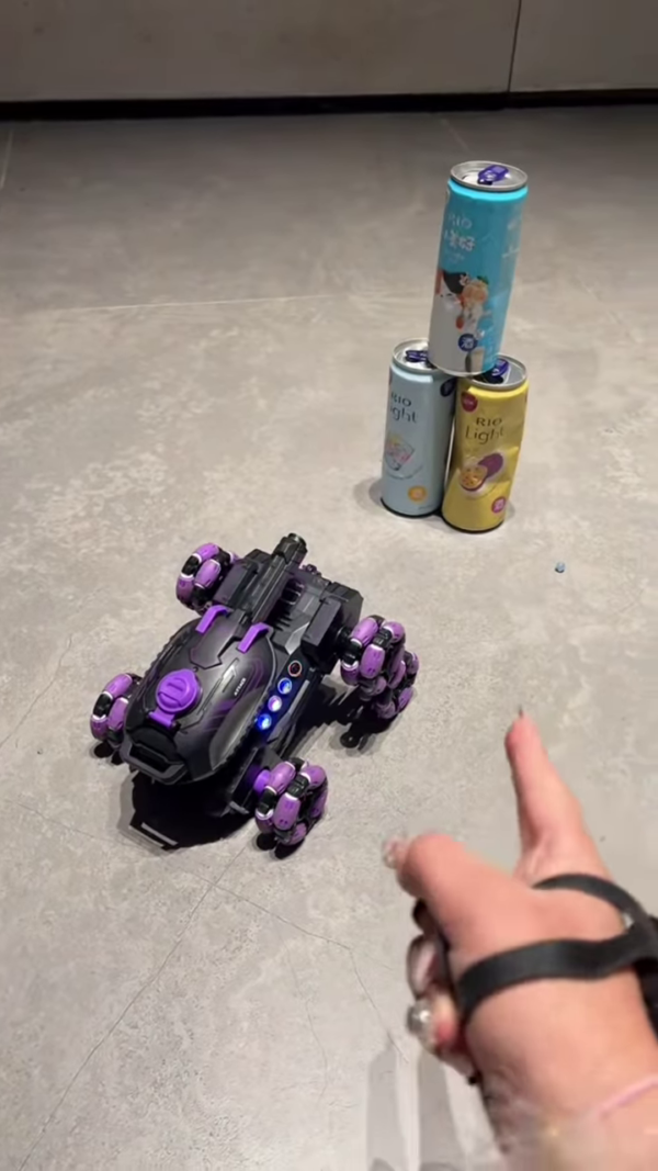 🤖 Gesture-Controlled RC Stunt Car – Drive with a Wave! 🖐⚡️ - Image 2