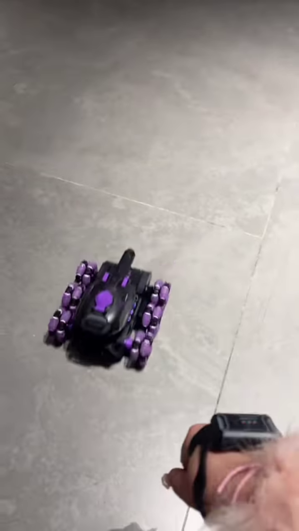 🤖 Gesture-Controlled RC Stunt Car – Drive with a Wave! 🖐⚡️ - Image 4