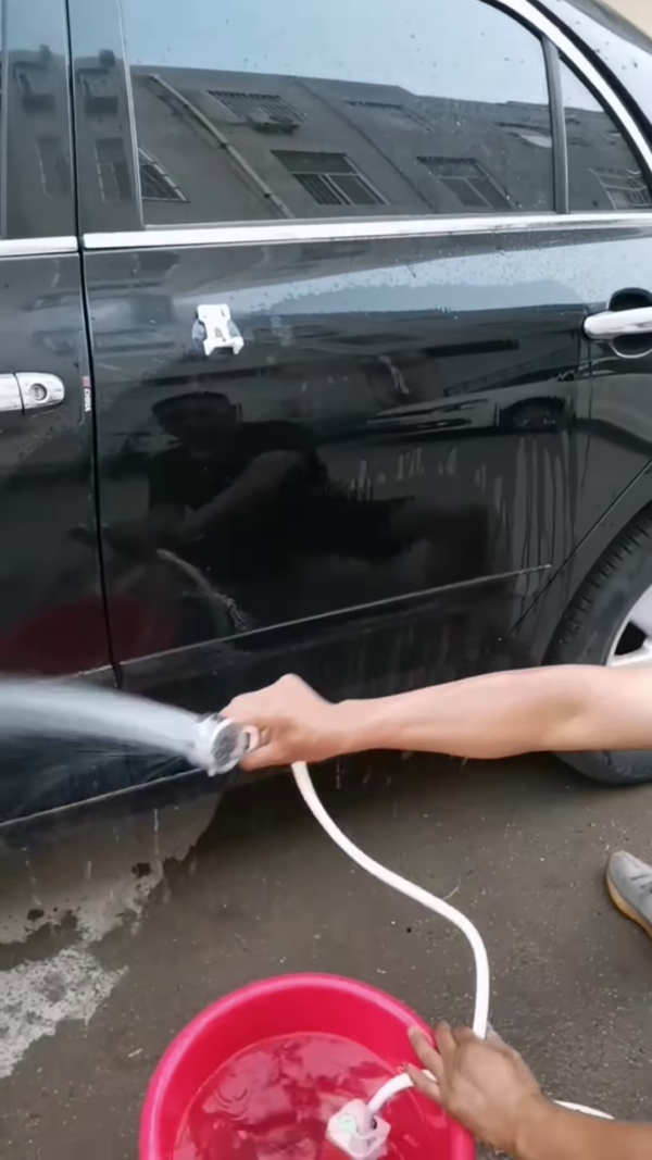 Portable Car Washer with Adjustable Spray Nozzle and Integrated Soap Dispenser - Image 2