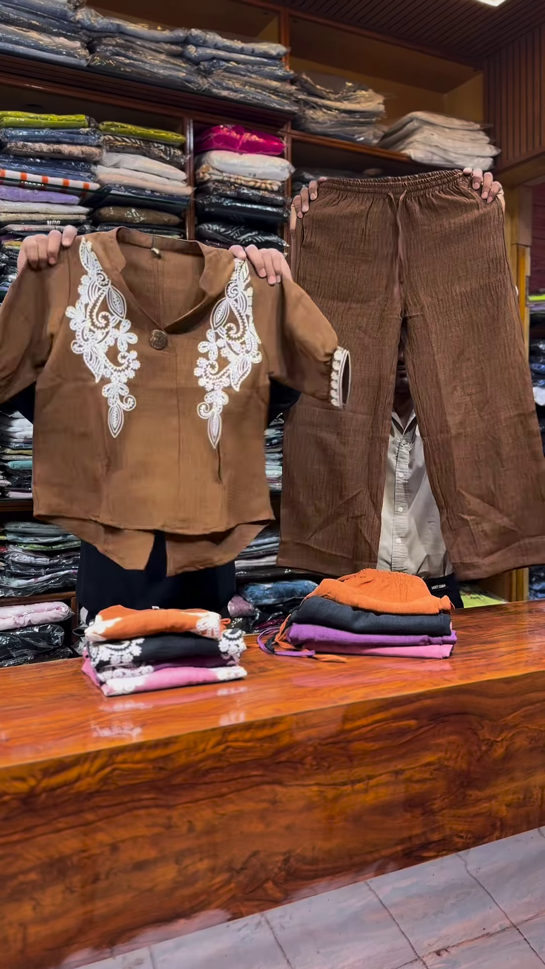 Pink Embroidered Two-Piece Set with Front Button Top and Elastic Waist Pants - Image 3