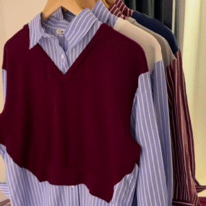 Co White and Maroon Oversized Chunky Turtleneck Sweater