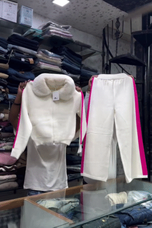 💖 "Contemporary Pure White Fleece Tracksuit Set with Vibrant Neon Pink Racing Stripes and Fluffy Oversized Collar for Sleek Comfort Lovers" 💖