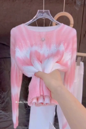 Blush Pearl Knit Sweater – Soft Glam Tie-Dye Elegance with Sparkle ✨🌸