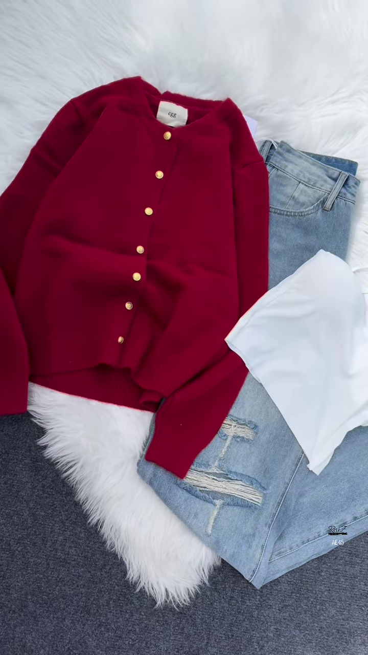 π Enfir Pop: Gold-Button Cardigan & Distressed Denim Set - Image 10