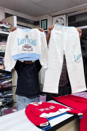 🔥 Stylish White & Red Tracksuit Set – Perfect Blend of Comfort & Fashion ❤️👟