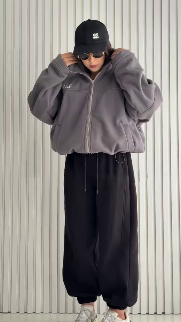 π€ Effortless Streetwear Vibes β Gray & Black Luxe Comfort Set β‘π