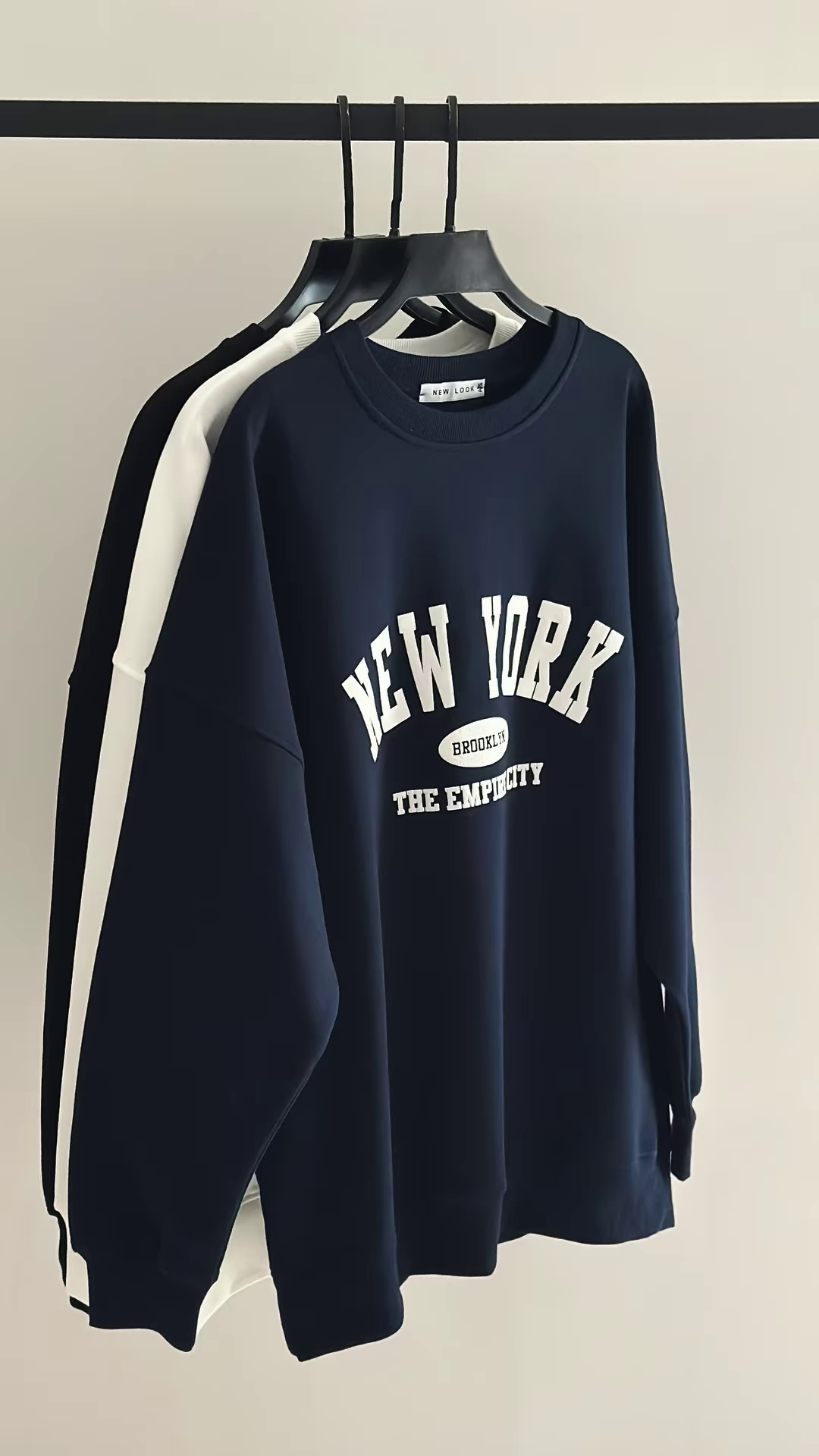 β¨ Urban Classic β Oversized Printed Sweatshirt π€ - Image 4