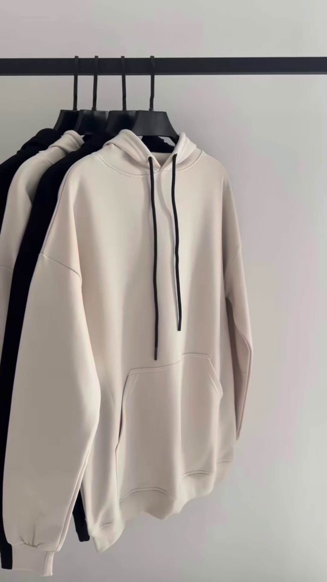 π€π€ Classic Minimalist Hoodie Collection β Timeless Comfort in Black & White π―β¨