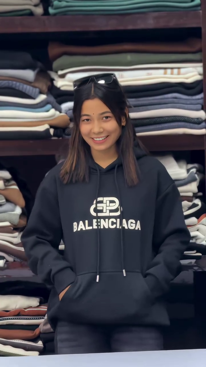 💚 Urban Icon Logo Hoodie – Cozy Streetwear with Bold Modern Style (XXS–XXL) 🔥 - Image 3