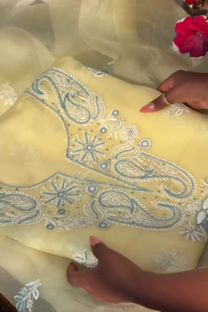 💛 Golden Aura Hand-Embroidered Festive Ensemble 💛